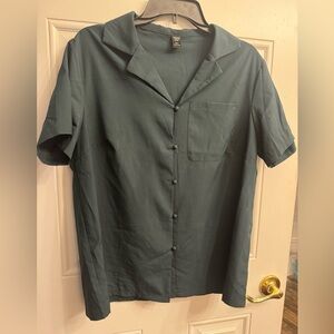 Great business casual blouse